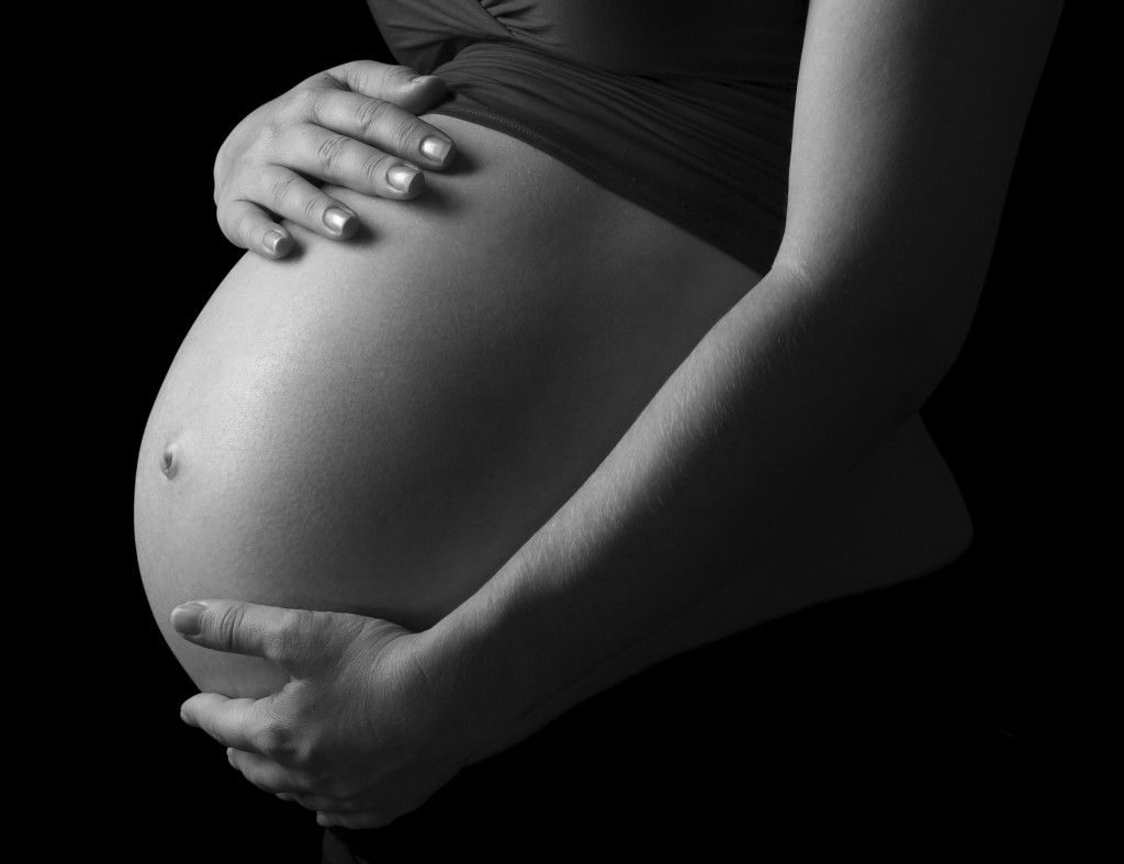 pregnantbelly_zpse16800e6.jpg