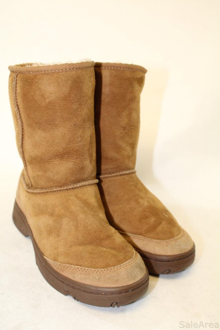 ugg ultimate short size 11 ugg ultimate short size 11