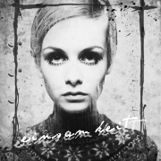 http://i1076.photobucket.com/albums/w457/Dar_Ka/600full-twiggy-2.png